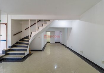 house em Rua Paraíso, Jardim Portal I e II - São Paulo - SP