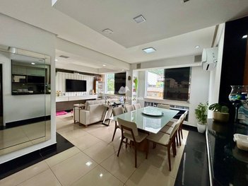 apartment em Rua Macedo Sobrinho, Humaitá - Rio de Janeiro - RJ