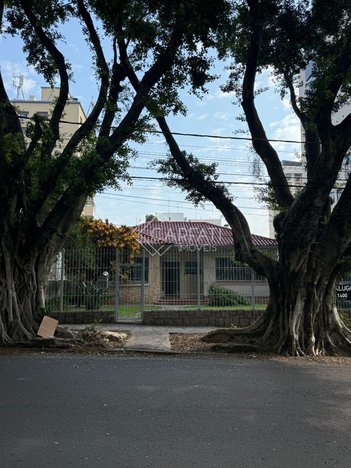 house em Rua Eça de Queiroz, Petrópolis - Porto Alegre - RS