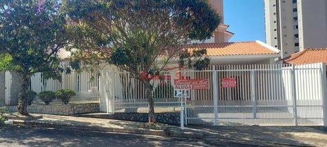 house em Rua Sete de Setembro, Centro - Santo Antônio da Platina - PR