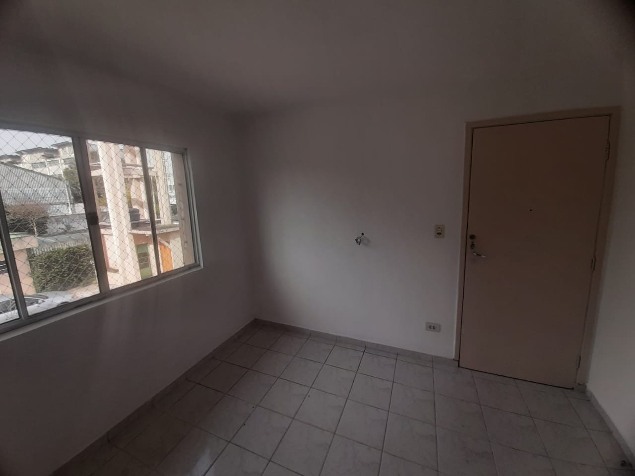 img0