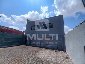 house em Avenida Afonso Pena, Nossa Senhora Aparecida - Uberlândia - MG