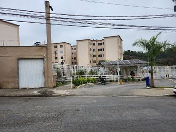 apartment em Rua Doutora Aparecida Fernandes de Jesus Domingues, Jardim Petrópolis - Cotia - SP