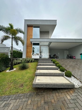 house em Avenida da Augusto de Carvalho, Parque Ipiranga - Resende - RJ