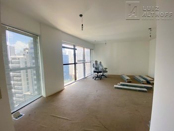 office em Rua Esteves Júnior, Centro - Florianópolis - SC