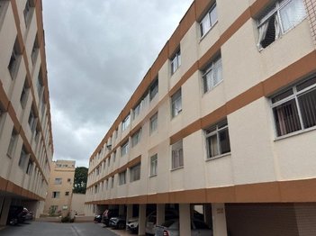 apartment em Avenida Prefeito Erasto Gaertner, Bacacheri - Curitiba - PR