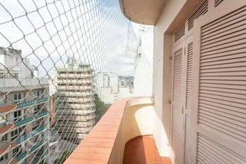 apartment em Rua Duque de Caxias, Centro Histórico - Porto Alegre - RS