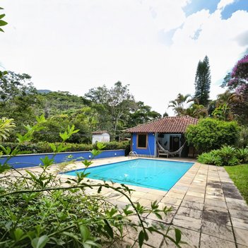 house em Rua Bernardo Coutinho, Araras - Petrópolis - RJ