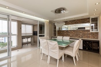 apartment em Rua Coronel Pedro Scherer Sobrinho, Cristo Rei - Curitiba - PR