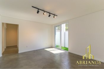 apartment em Rua Eudoro Berlink, Auxiliadora - Porto Alegre - RS