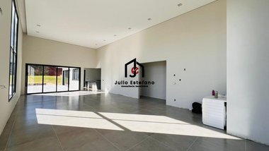 house em Rodovia Oswaldo Cruz, Jardim Julieta - Taubaté - SP