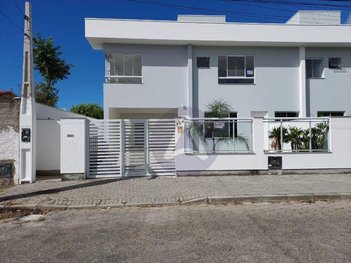 house em Rua Arco-Íris, Carianos - Florianópolis - SC