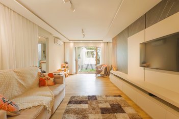 house em Rua dos Bandeirantes, Glória - Joinville - SC