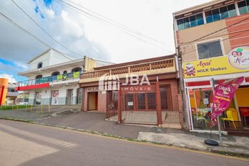 house em Rua das Sabiás, Novo Mundo - Curitiba - PR