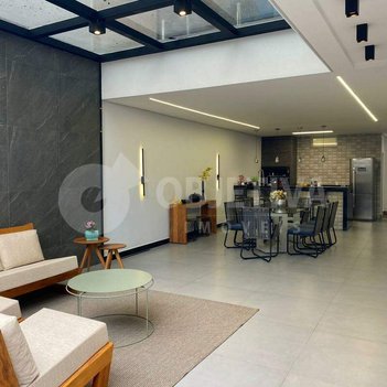 house em Avenida Cesário Alvim, Alto Umuarama - Uberlândia - MG