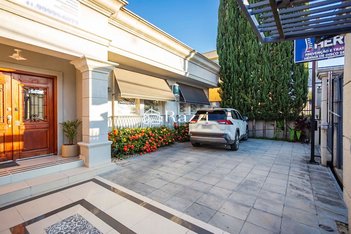 commercial_building em Avenida Vicente Machado, Seminário - Curitiba - PR