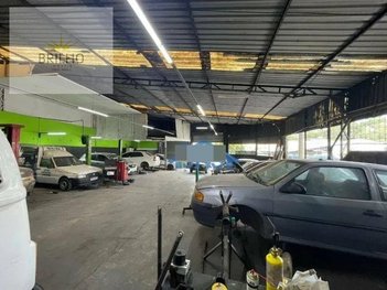 business em Avenida Calil Mohamed Rahal, Vila São Silvestre - Barueri - SP