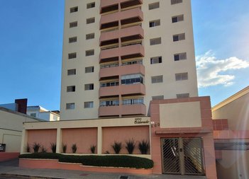 apartment em Rua Doutor Cardoso de Almeida, Centro - Botucatu - SP