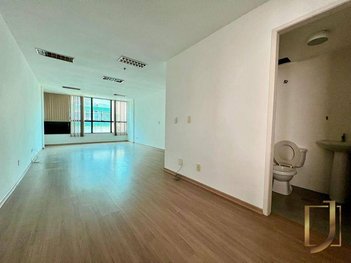 office em Avenida Ernani do Amaral Peixoto, Centro - Niterói - RJ