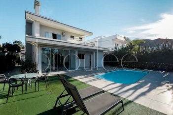 house em Avenida Marcio Ferreira de Mello e Silva, Praia Brava de Itajaí - Itajaí - SC