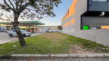 commercial_land_lot em Rua Doutor João Inácio, Navegantes - Porto Alegre - RS