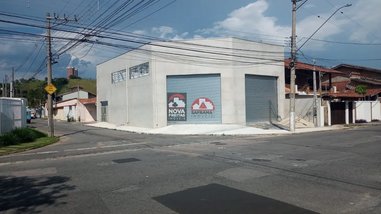 business em Rua Miami, Cidade Jardim - Jacareí - SP