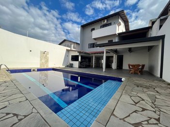 house em Rua Antônio Salema, Sabará III - Londrina - PR