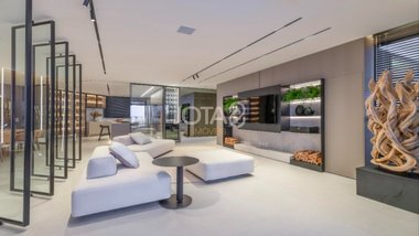 apartment em Avenida Presidente Getúlio Vargas, Água Verde - Curitiba - PR