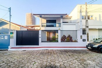 house em Rua Tibúrcio Bastos Gonçalves, Centro - Itajaí - SC