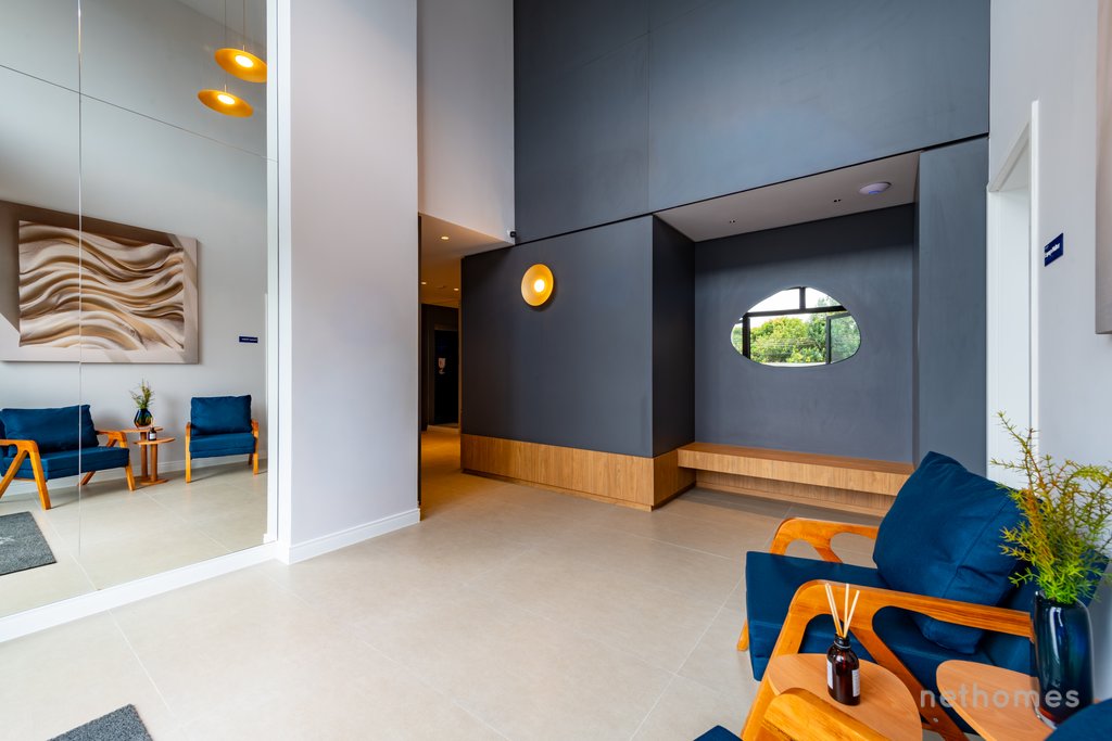 11_hall.jpg