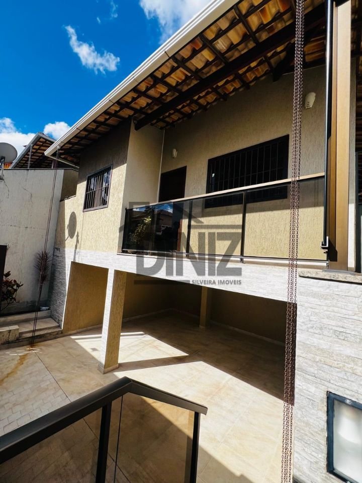 Casa com 4 quartos — Fernão Dias, Belo Horizonte