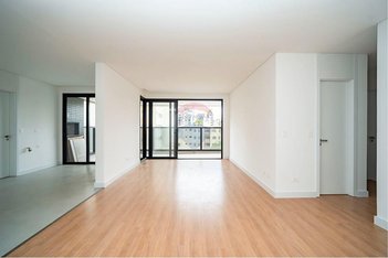 apartment em Rua Martim Afonso, Mercês - Curitiba - PR