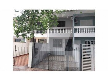 house em Avenida Doutor Mário Clapier Urbinati, Zona 07 - Maringá - PR