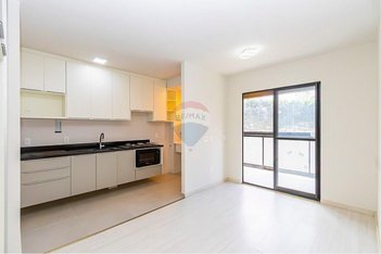 apartment em Rua Luiz Ronaldo Canalli, Campo Comprido - Curitiba - PR