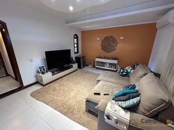 house em Estrada do Outeiro Santo, Taquara - Rio de Janeiro - RJ