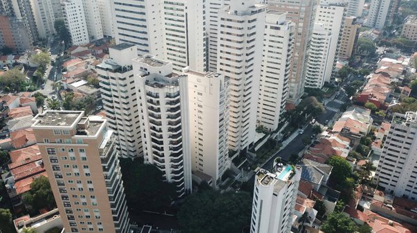 Cômodo Condomínio