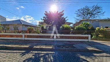 house em Rua Presidente Kennedy, Iririú - Joinville - SC