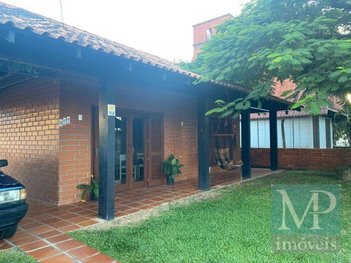 house em Avenida Nereu Ramos, Centro - Penha - SC