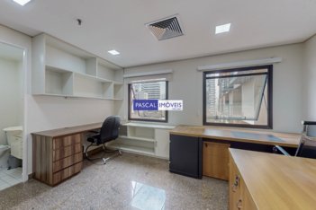 office em Avenida Rouxinol, Indianópolis - São Paulo - SP