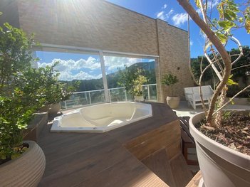 apartment em Pastor William Richard Schisler Filho, Itacorubi - Florianópolis - SC