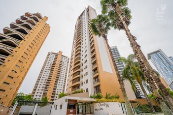 apartment em Avenida Iguaçu, Água Verde - Curitiba - PR