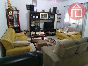 house em Rua José Garcia Gimenez, Jardim São Miguel - Bragança Paulista - SP