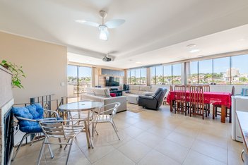 apartment em Rua João Paetzel, Chácara das Pedras - Porto Alegre - RS