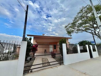 house em Rua Tomáz Domingos da Silveira, São Sebastião - Palhoça - SC
