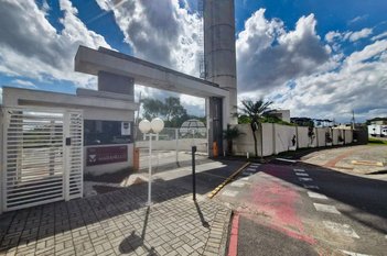 apartment em Rua Antônio Zaramella, Colônia Rio Grande - São José dos Pinhais - PR