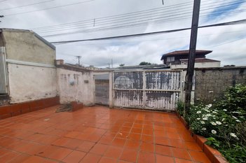 house em Rua Nicarágua, Centro - Pinhais - PR