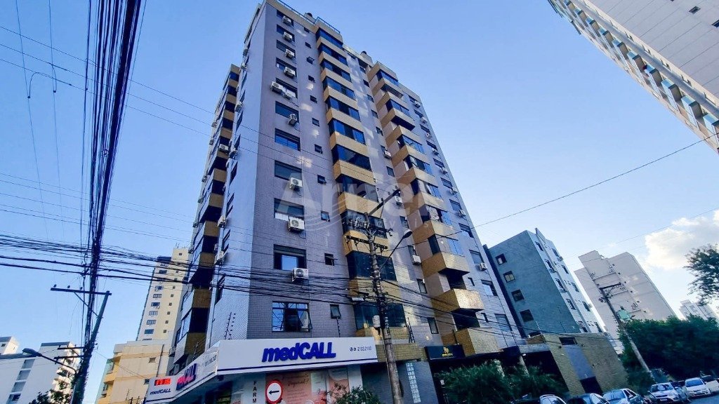 01 FACHADA