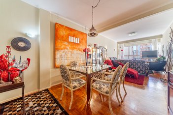 apartment em Rua Duque de Caxias, Centro Histórico - Porto Alegre - RS