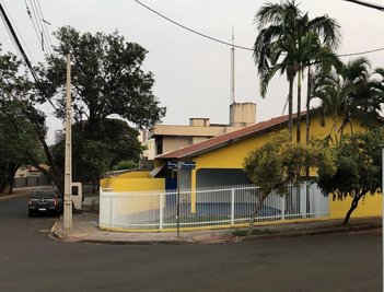 commercial_building em Rua Cláudio Manuel da Costa, Lago Parque - Londrina - PR