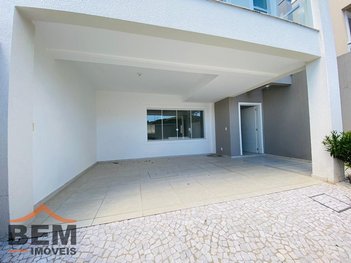 house em Rua Cruz e Sousa, Praia dos Amores - Balneário Camboriú - SC